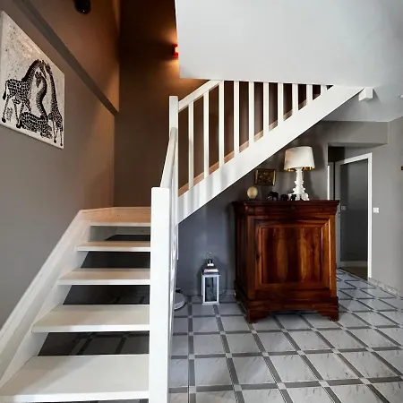 Belle Avec Piscine, Proche Et Centre De - Fr-1-239-718 别墅